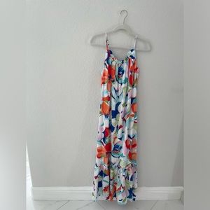 Nicole Miller long and beautiful dress with 🌺 patterns.Size S new one